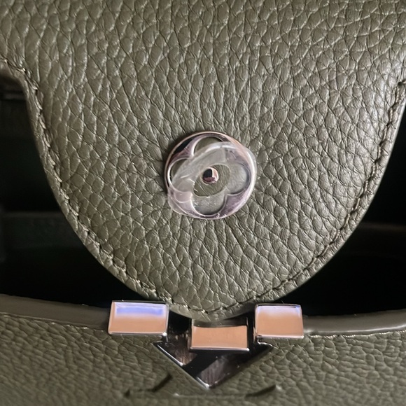 Louis Vuitton Capucines BB Tairillon Khaki Never worn - Picture 11 of 16